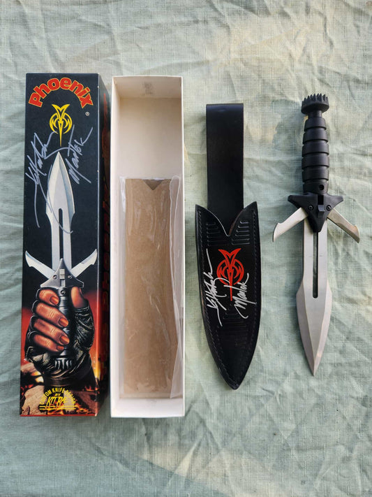 J.G. Hertzler SIGNED United Cutlery Dagger